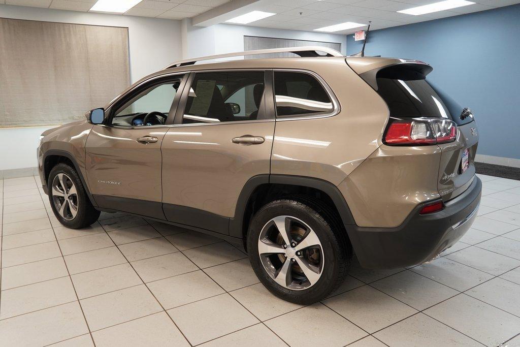 used 2019 Jeep Cherokee car, priced at $14,550