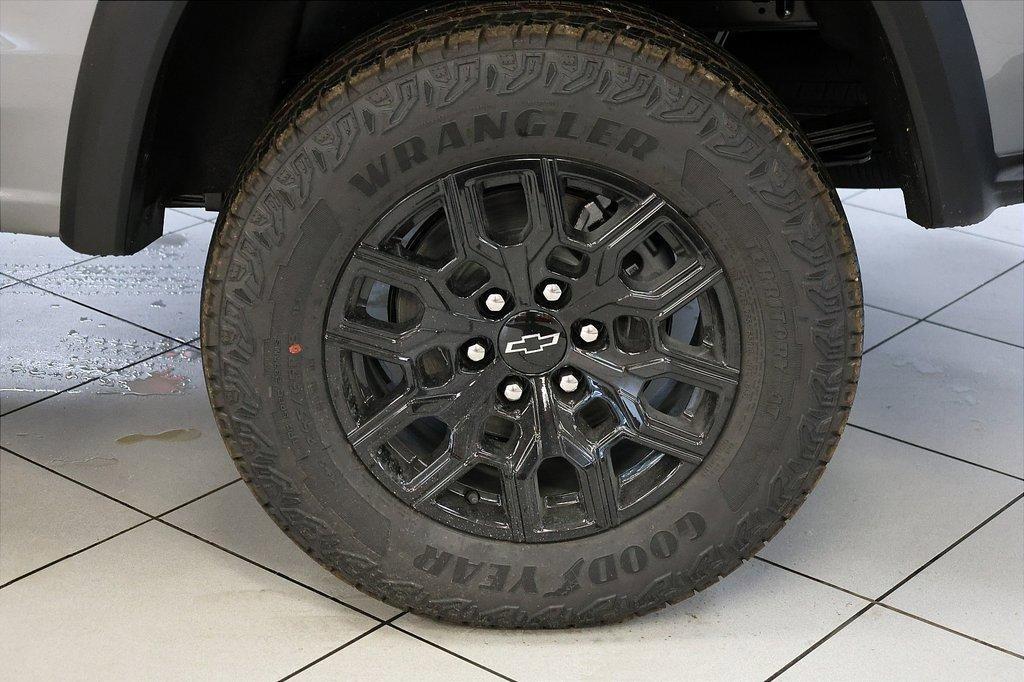new 2026 Chevrolet Colorado car, priced at $38,470
