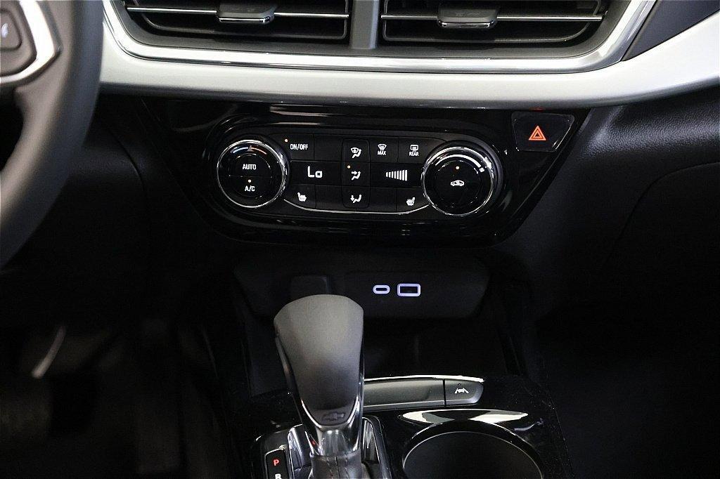 new 2025 Chevrolet Trax car, priced at $21,259