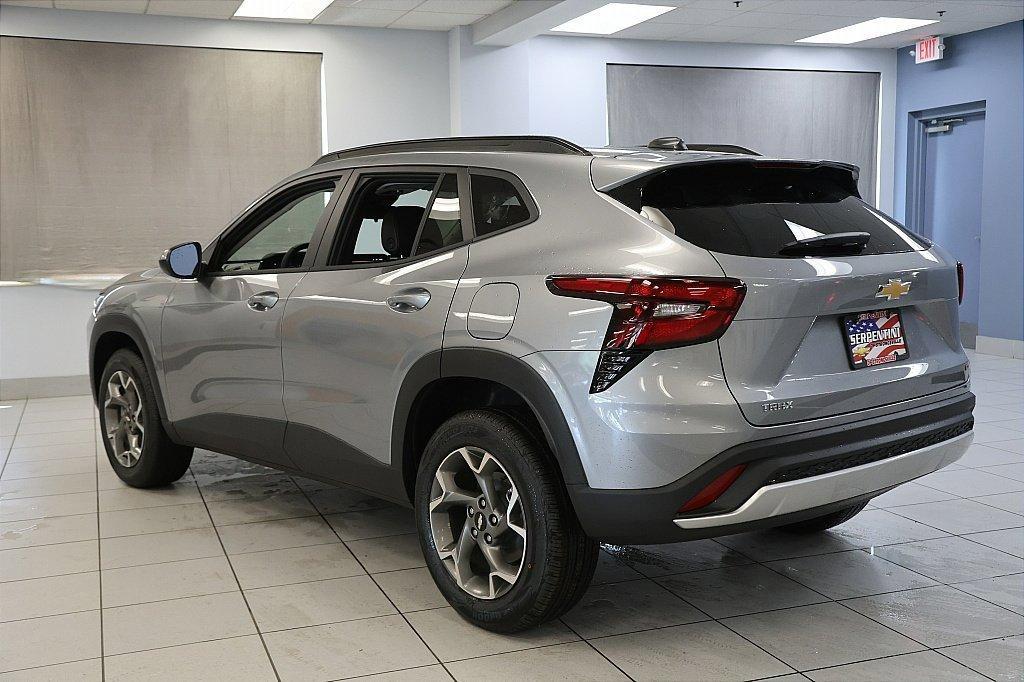 new 2025 Chevrolet Trax car, priced at $21,259