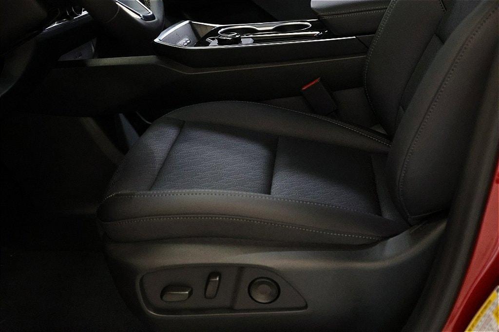 new 2026 Chevrolet Equinox car, priced at $32,709