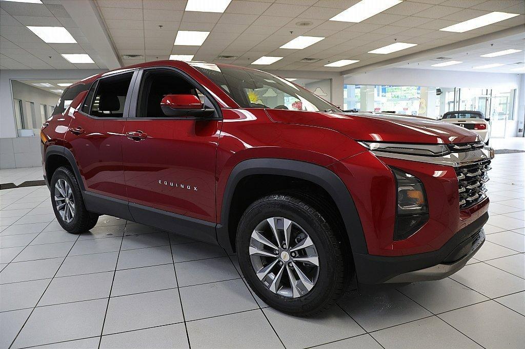 new 2026 Chevrolet Equinox car, priced at $32,709