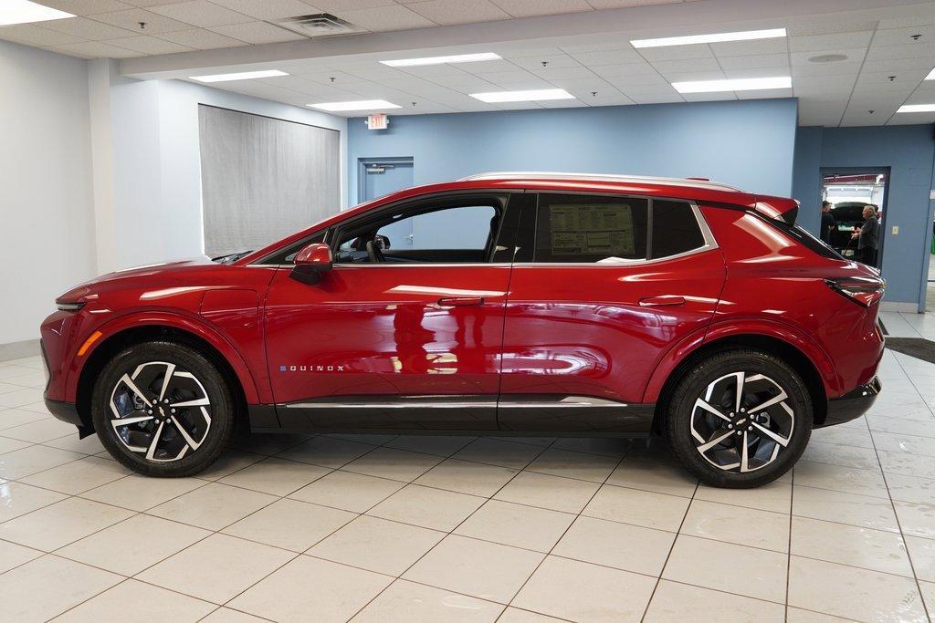new 2025 Chevrolet Equinox EV car, priced at $33,999