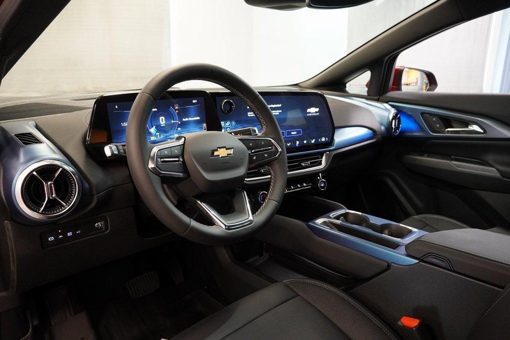 new 2025 Chevrolet Equinox EV car, priced at $33,999