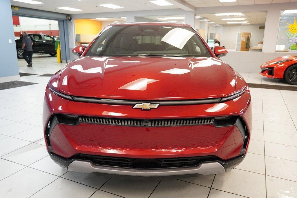 new 2025 Chevrolet Equinox EV car, priced at $33,999