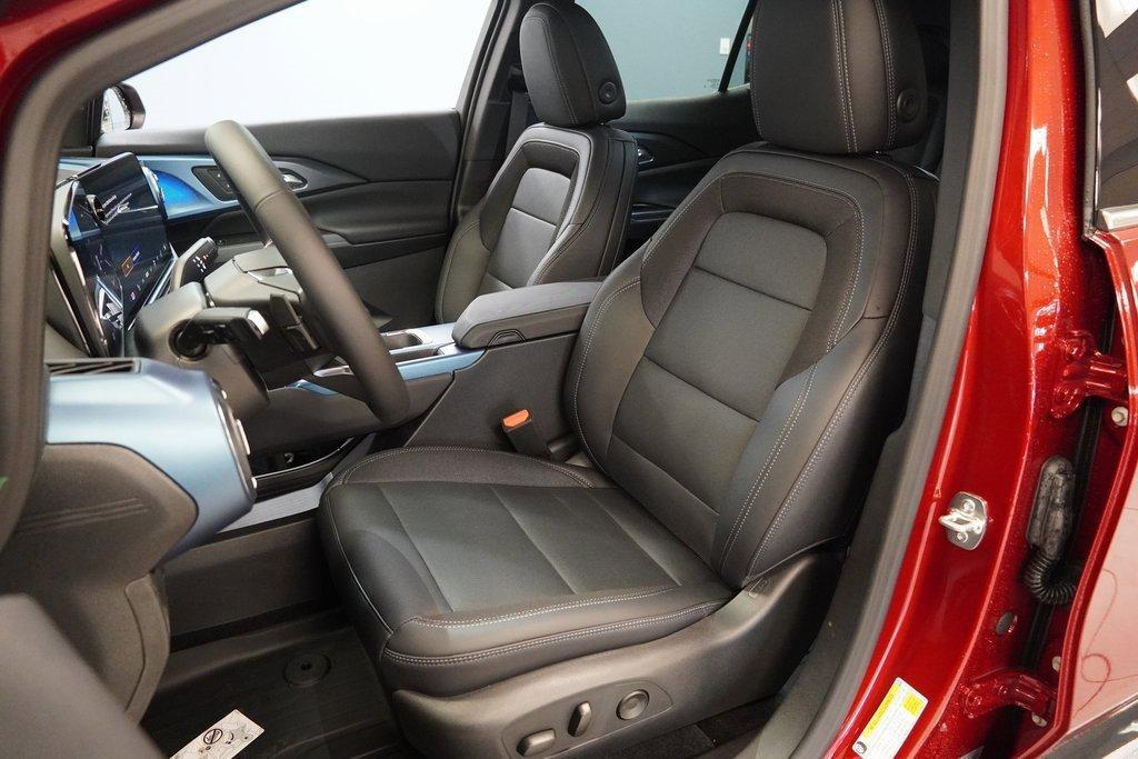 new 2025 Chevrolet Equinox EV car, priced at $33,999