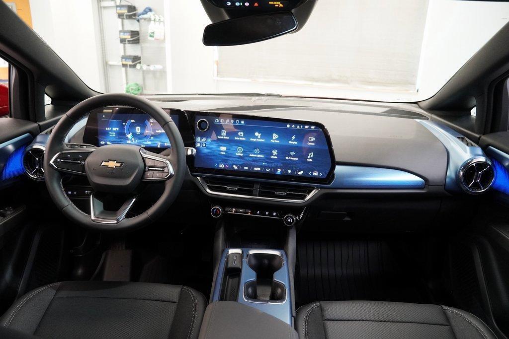 new 2025 Chevrolet Equinox EV car, priced at $33,999
