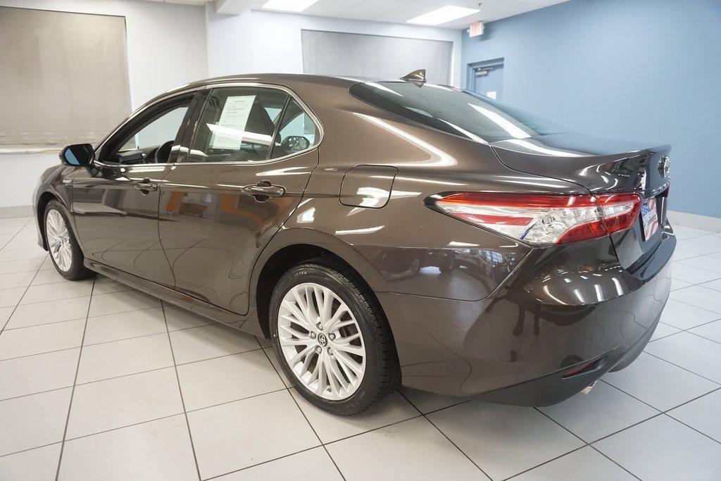 used 2019 Toyota Camry Hybrid car, priced at $22,900