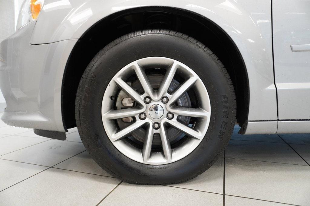 used 2017 Dodge Grand Caravan car, priced at $12,400