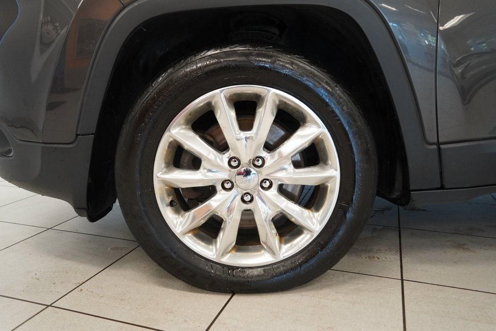 used 2014 Jeep Cherokee car, priced at $6,871
