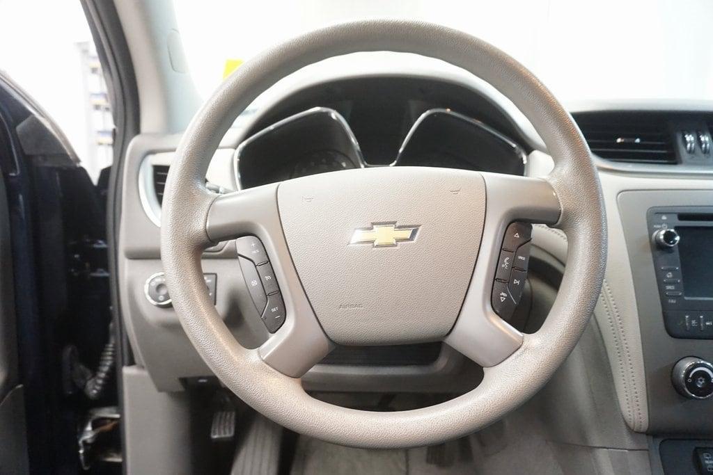 used 2015 Chevrolet Traverse car, priced at $4,995