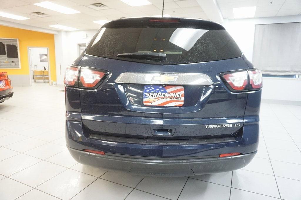 used 2015 Chevrolet Traverse car, priced at $4,995