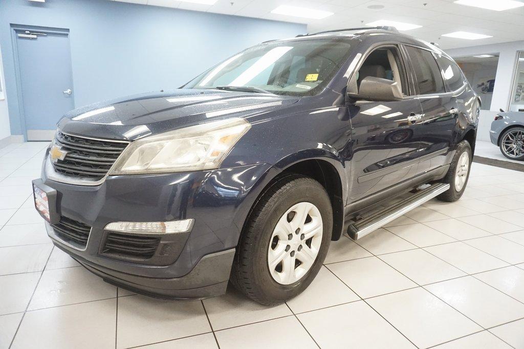 used 2015 Chevrolet Traverse car, priced at $4,995