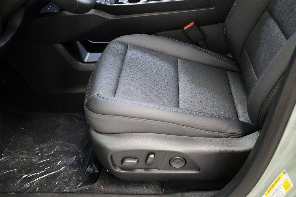 new 2026 Chevrolet Equinox car, priced at $26,890