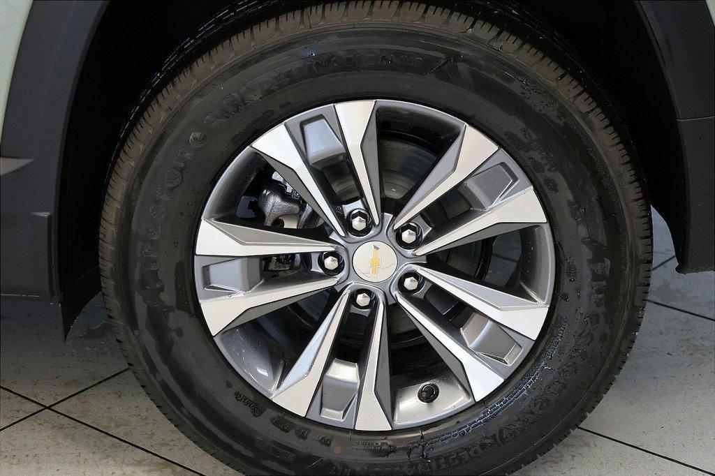 new 2026 Chevrolet Equinox car, priced at $26,890