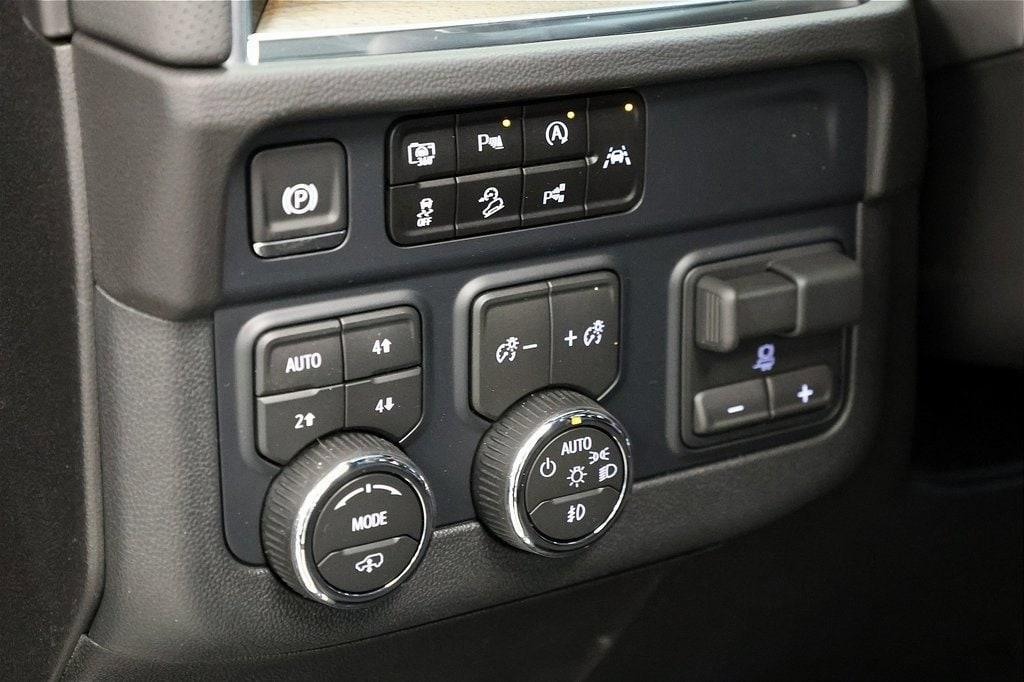 new 2026 Chevrolet Suburban car, priced at $91,941