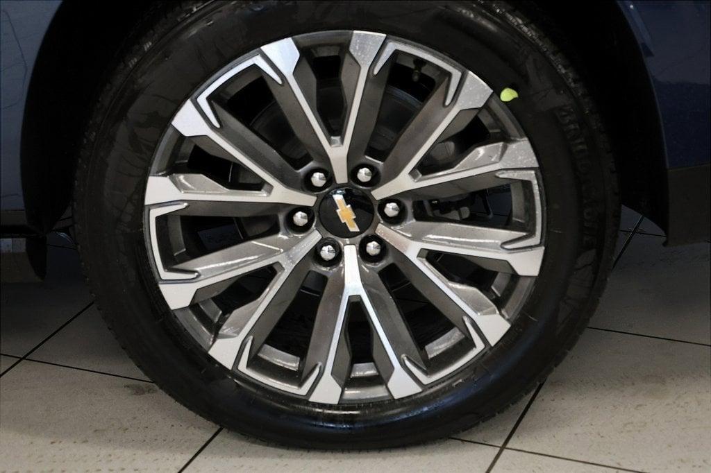 new 2026 Chevrolet Suburban car, priced at $91,941