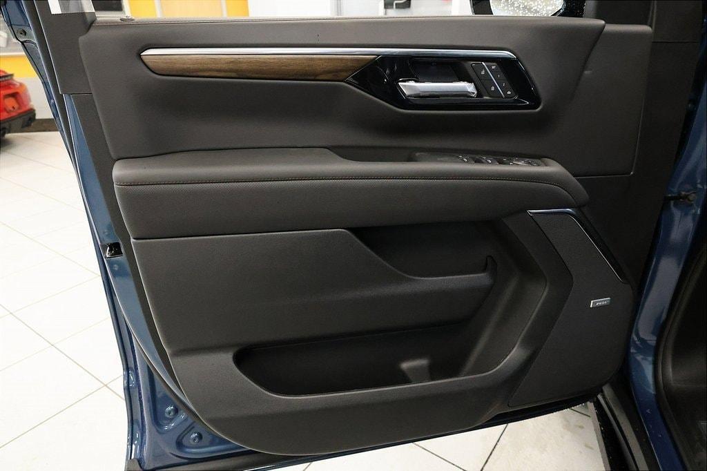 new 2026 Chevrolet Suburban car, priced at $91,941