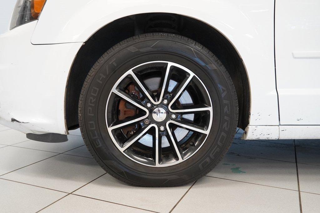 used 2016 Dodge Grand Caravan car, priced at $5,920