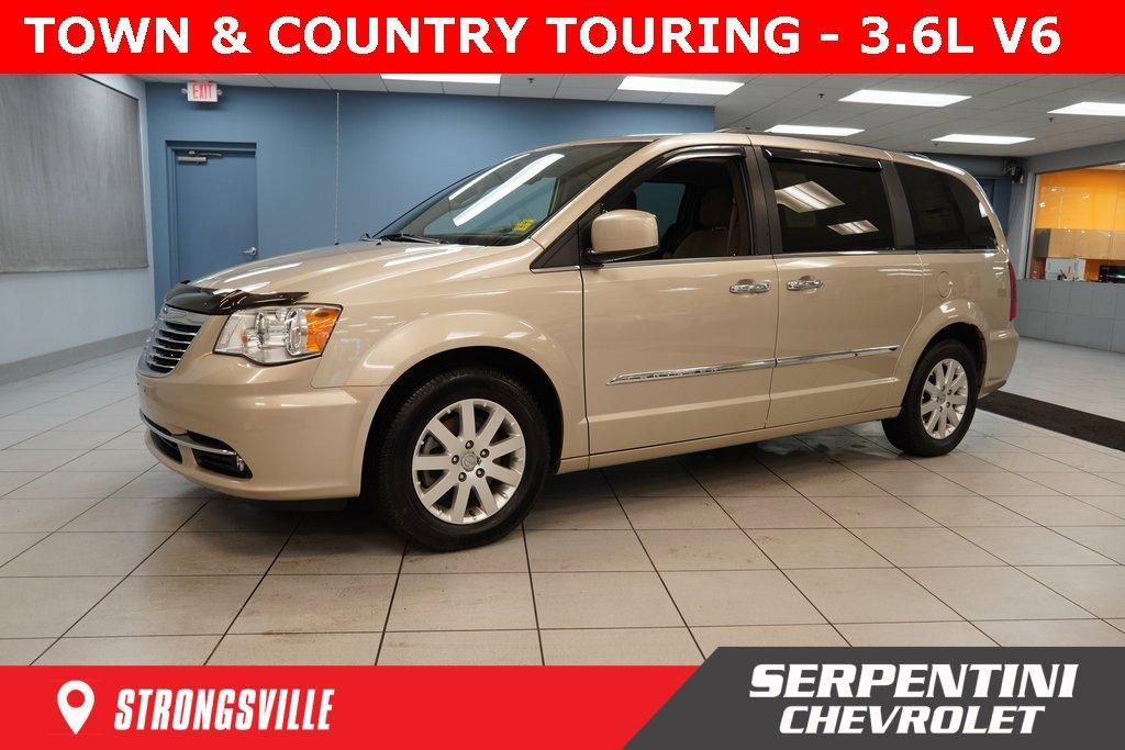 used 2014 Chrysler Town & Country car, priced at $8,900