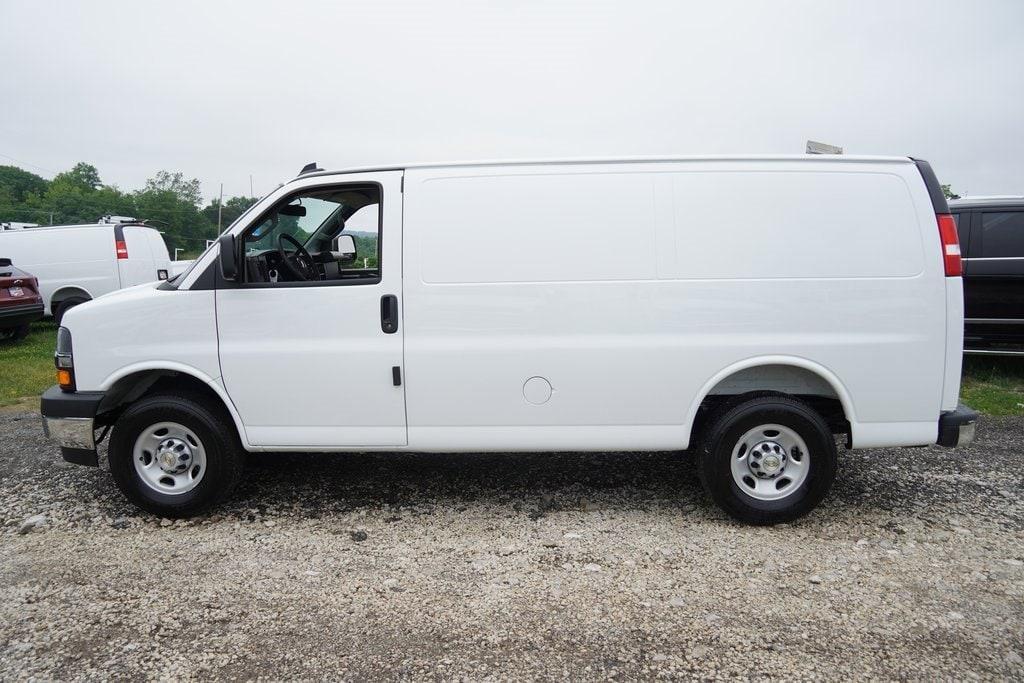 new 2025 Chevrolet Express 2500 car, priced at $47,900