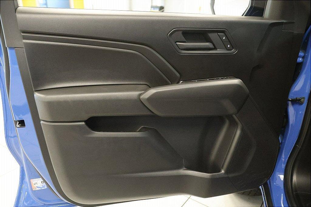 new 2025 Chevrolet Colorado car, priced at $39,699