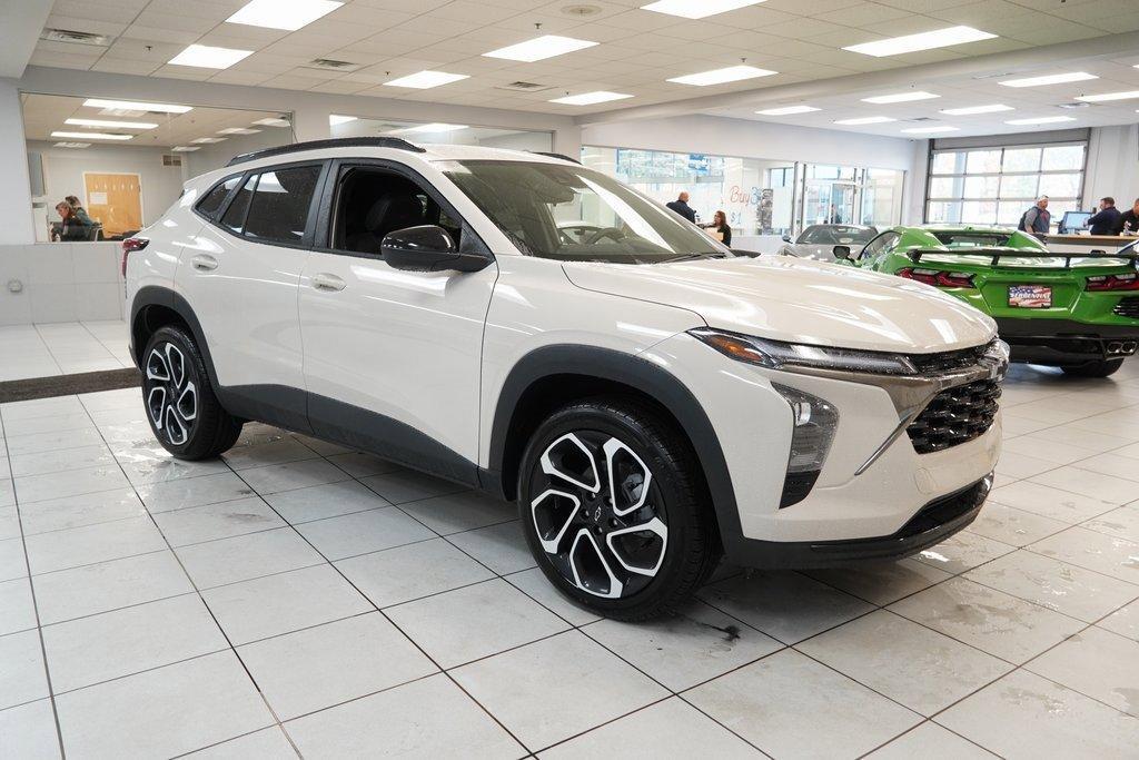 new 2026 Chevrolet Trax car, priced at $27,090