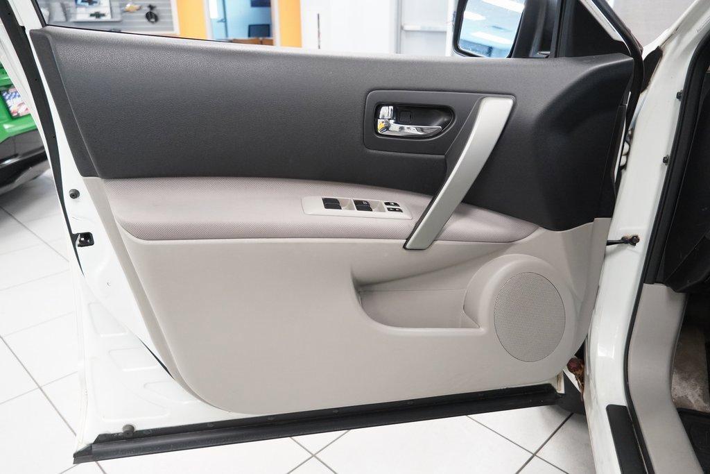 used 2013 Nissan Rogue car, priced at $3,985