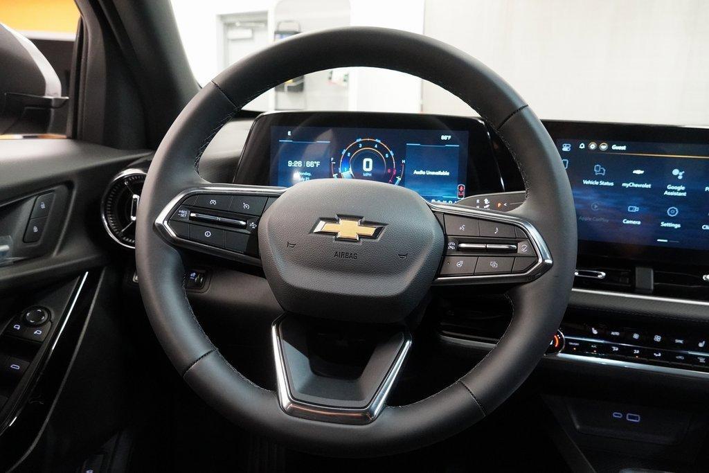 new 2026 Chevrolet Equinox car, priced at $29,545