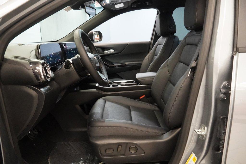 new 2026 Chevrolet Equinox car, priced at $29,545