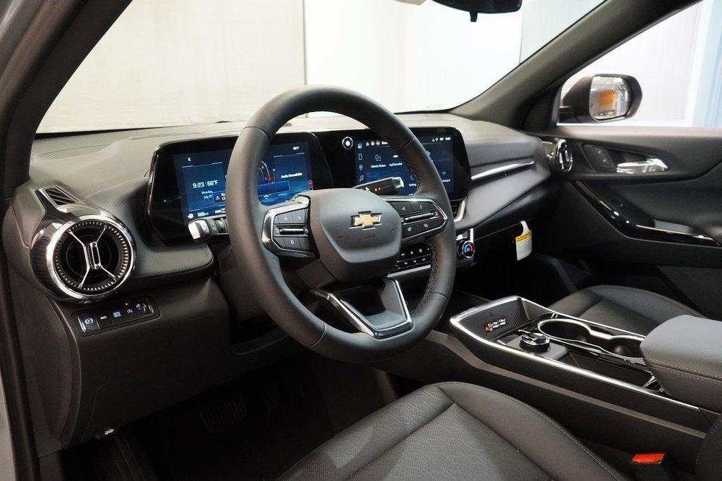 new 2026 Chevrolet Equinox car, priced at $29,545