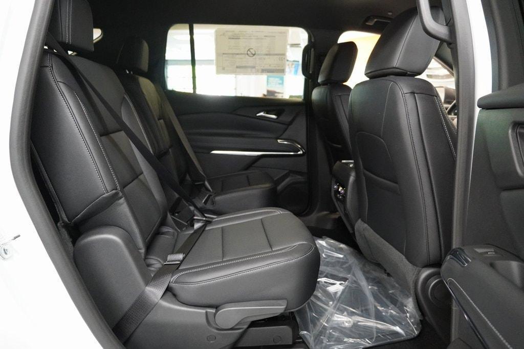 new 2025 Chevrolet Traverse car, priced at $41,099