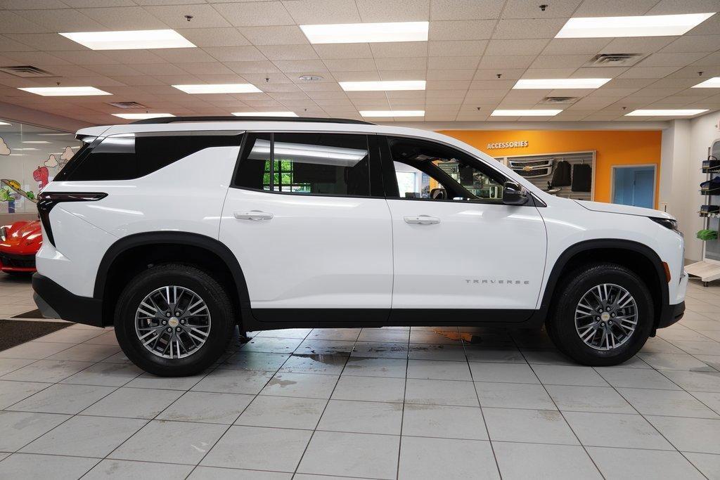 new 2025 Chevrolet Traverse car, priced at $41,099
