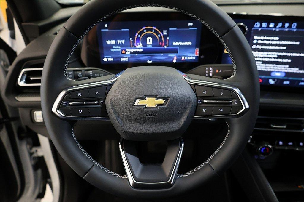 new 2026 Chevrolet Traverse car, priced at $43,101