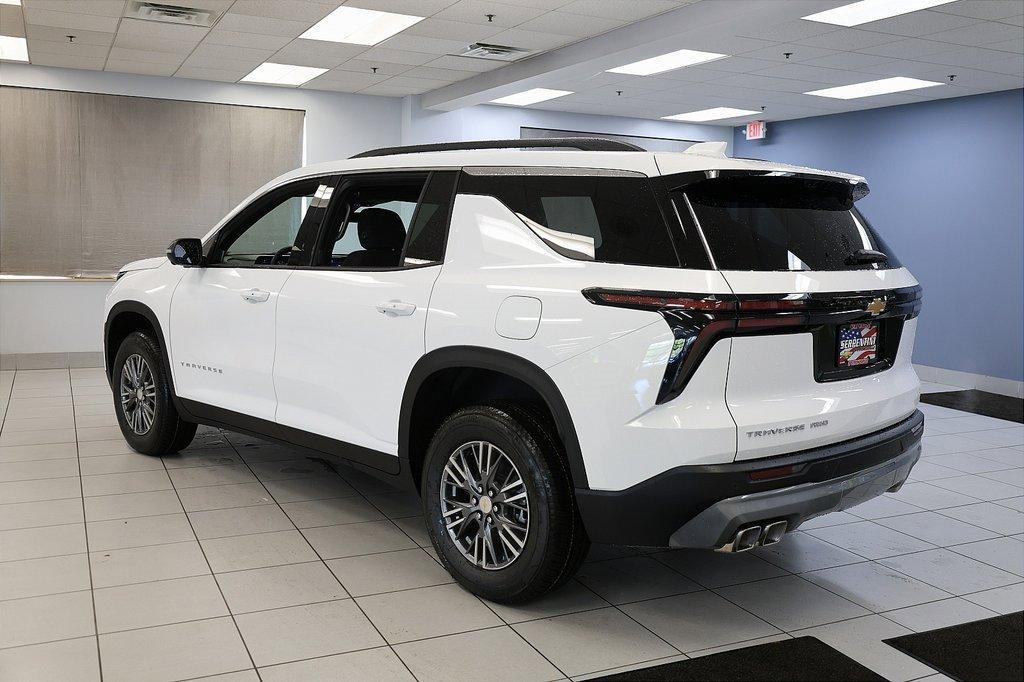 new 2026 Chevrolet Traverse car, priced at $43,101