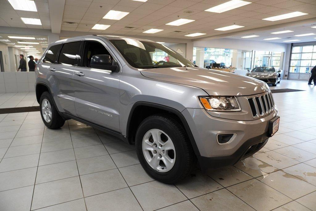 used 2016 Jeep Grand Cherokee car, priced at $13,995