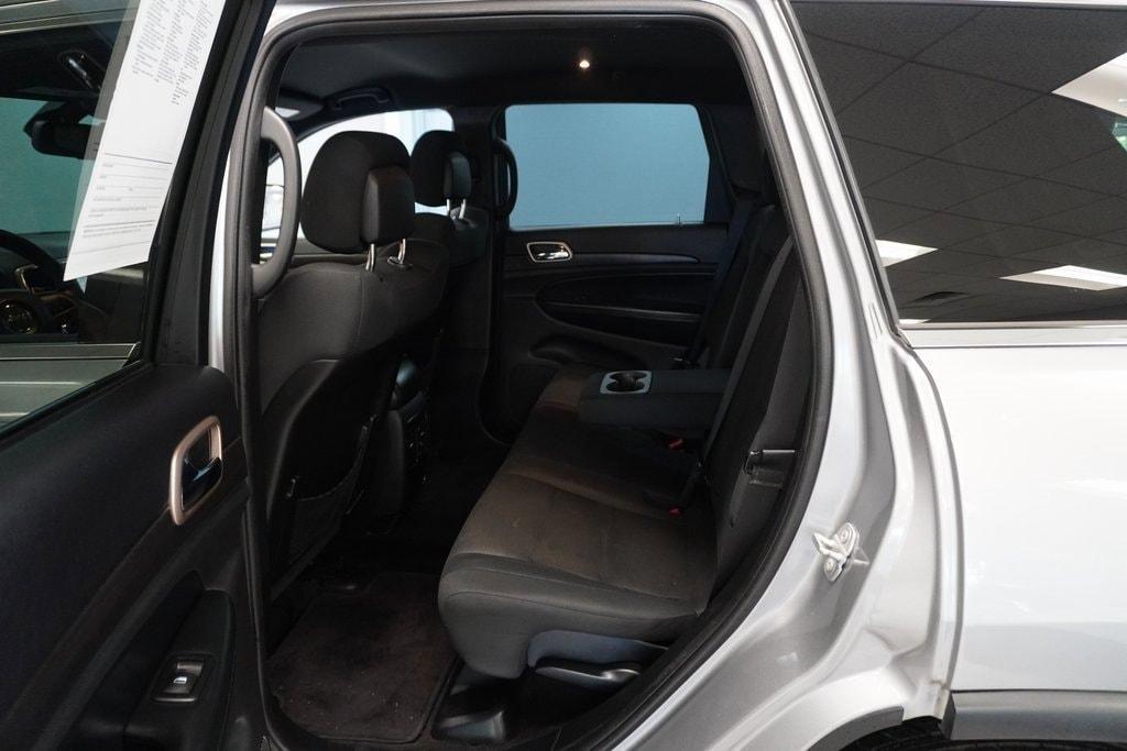 used 2016 Jeep Grand Cherokee car, priced at $13,995