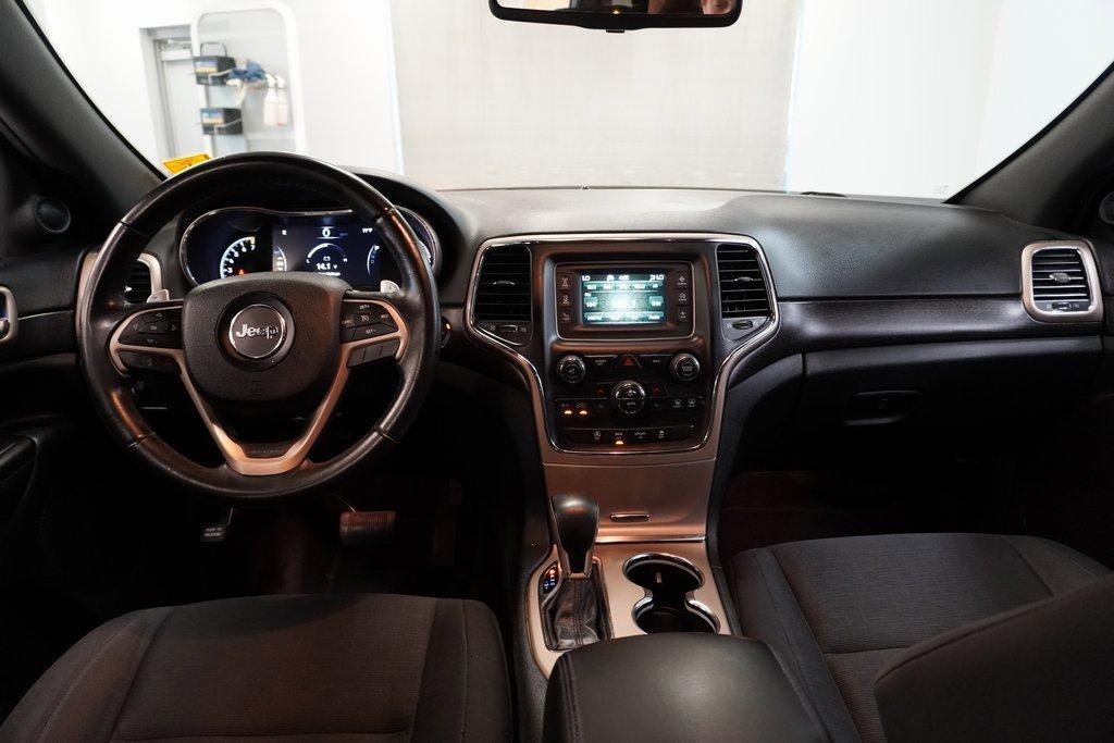 used 2016 Jeep Grand Cherokee car, priced at $13,995