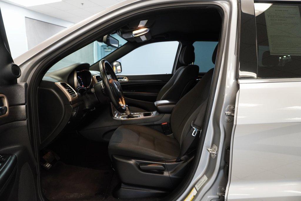 used 2016 Jeep Grand Cherokee car, priced at $13,995