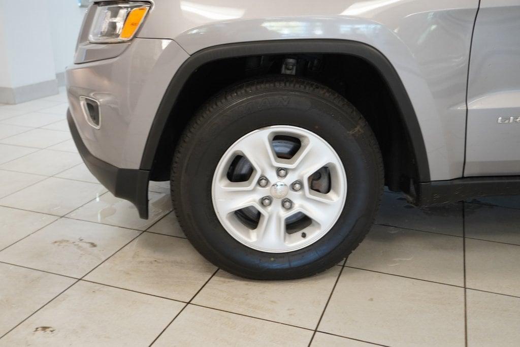 used 2016 Jeep Grand Cherokee car, priced at $13,995