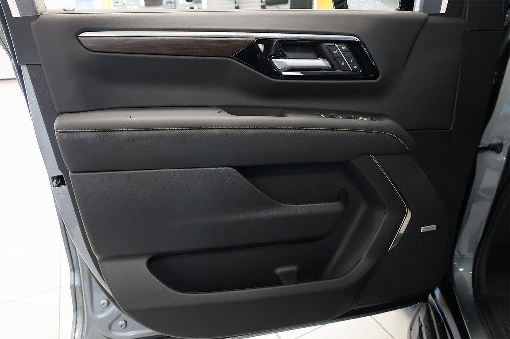 new 2026 Chevrolet Suburban car, priced at $84,924