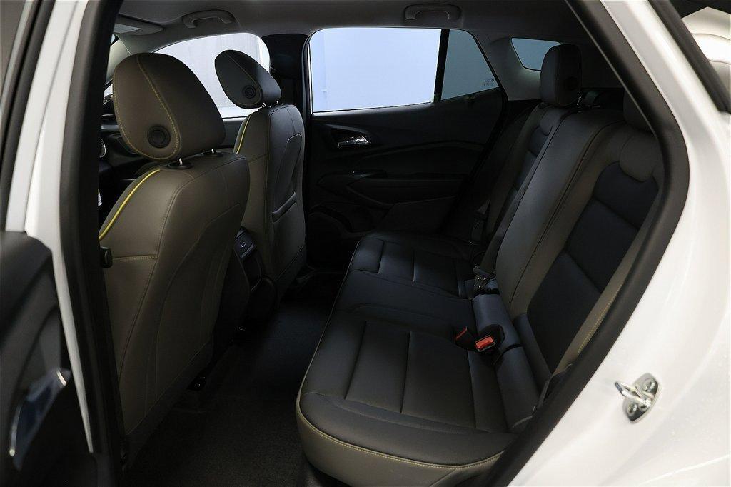new 2025 Chevrolet Trax car, priced at $22,899