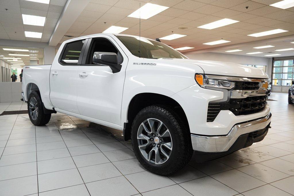 new 2025 Chevrolet Silverado 1500 car, priced at $40,245