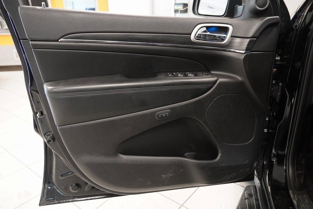 used 2020 Jeep Grand Cherokee car, priced at $21,759