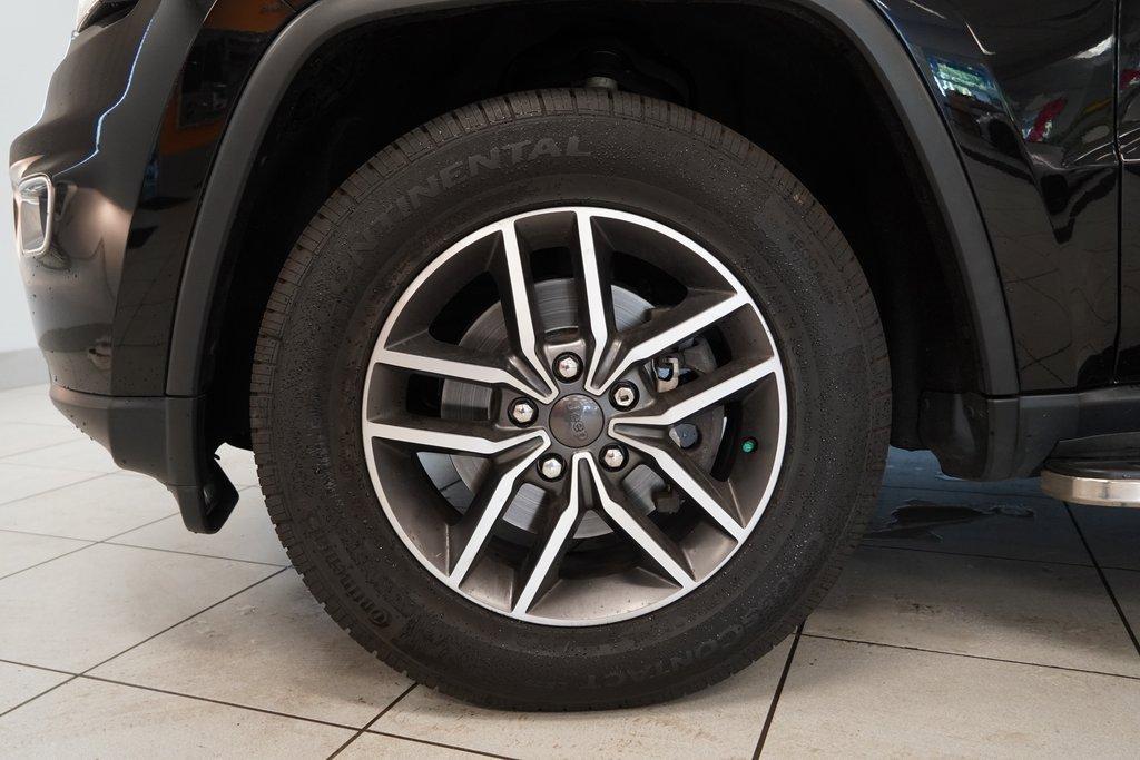 used 2020 Jeep Grand Cherokee car, priced at $21,759