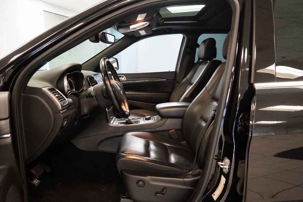 used 2020 Jeep Grand Cherokee car, priced at $21,759