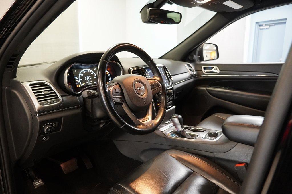 used 2020 Jeep Grand Cherokee car, priced at $21,759