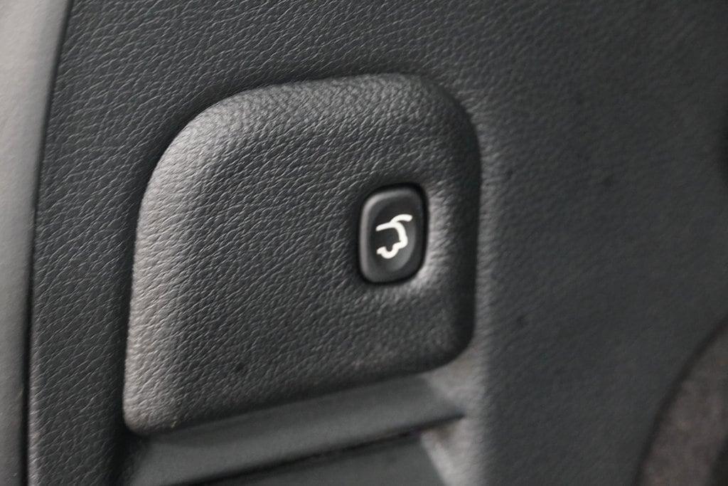 used 2020 Jeep Grand Cherokee car, priced at $21,759