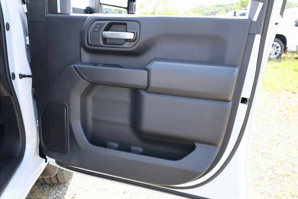 new 2025 Chevrolet Silverado 2500 car, priced at $63,490