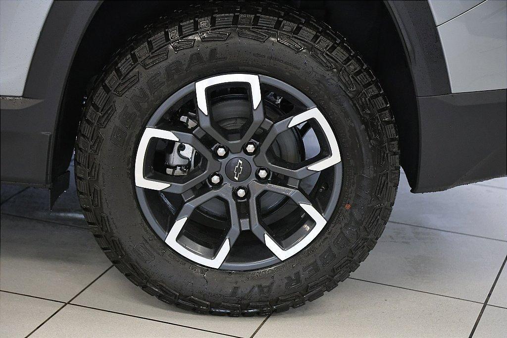 new 2026 Chevrolet Equinox car, priced at $36,109